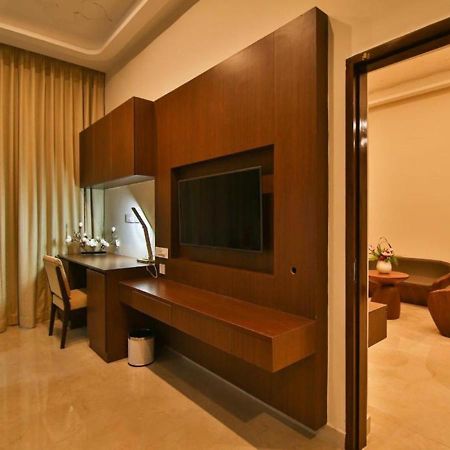 Accord Chrome Hotel Chennai Eksteriør billede