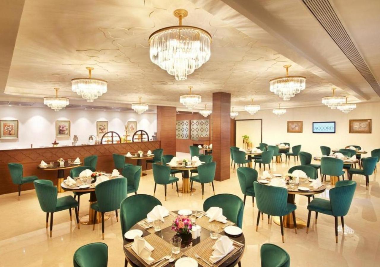Accord Chrome Hotel Chennai Eksteriør billede