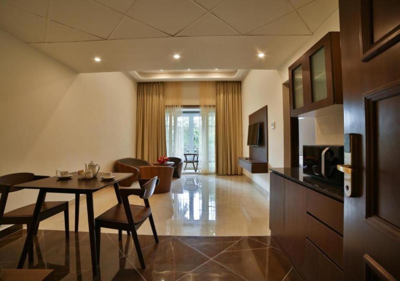 Accord Chrome Hotel Chennai Eksteriør billede